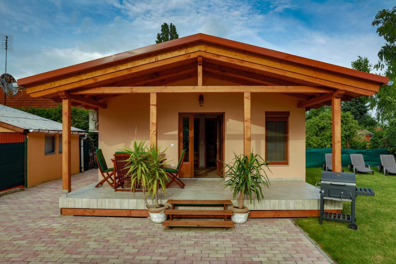 Hullam Nyaralo Apartment Balatonmariafurdo Exterior photo